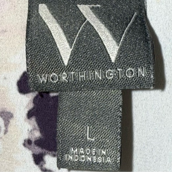 Worthington Abstract Floral V-Neck Blouse - Black and Cream - Picture 5 of 6